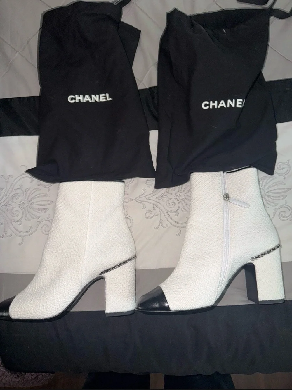 CHANEL white tweed